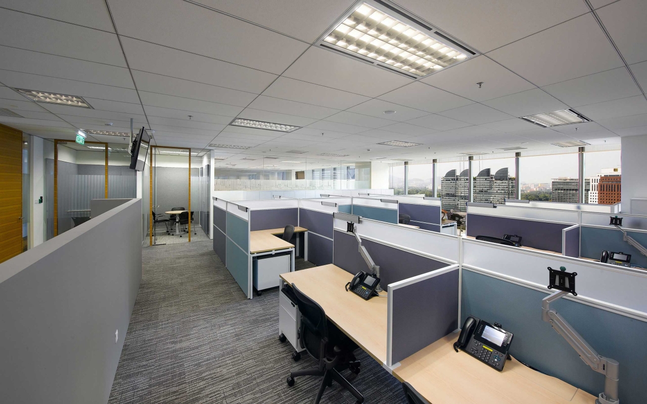 American Multinational Banking  Financial Services