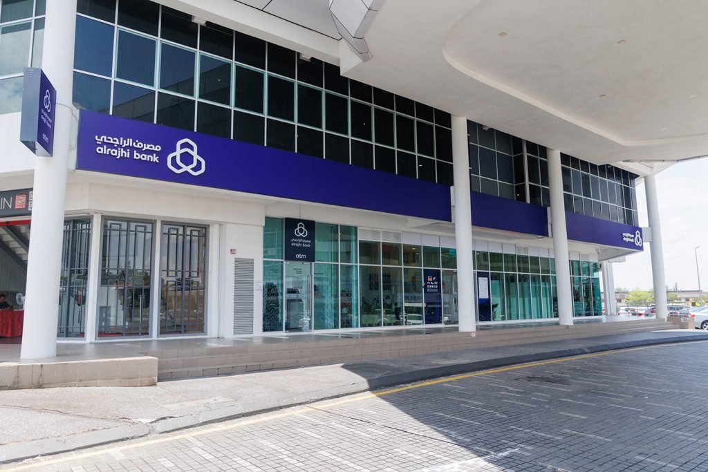 Our design approach centered around creating a welcoming environment that exudes freshness, transparency, and a sense of naturalness.